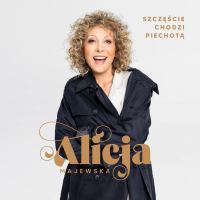 Szczęście chodzi piechotą - Alicja Majewska.